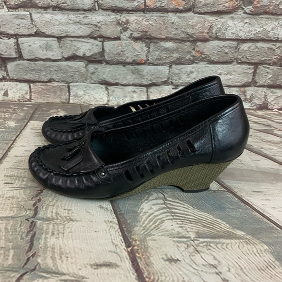 Vintage Brazilian Made Bon-Bons Black Leather Wing Tip Wedges Shoes Size 8 - Picture 2 of 15